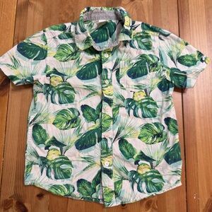 100% Cotton Tropical Green Monstera Palm Banana Leaf Button Up Collared S (5-6)